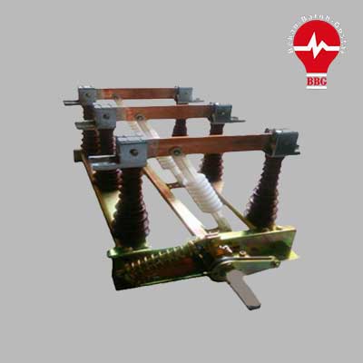 سکسیونر ساده غیر قابل قطع زیر بار (Off Load) Vn: 24kV, In: 630A, Isc: 16kA/1sec پارس سوئیچ (زنگان)